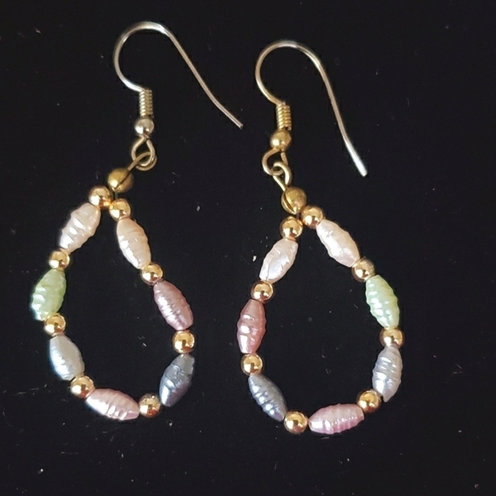Beaded Multicolor Faux Pearl Earrings Boho Vibes. 🌴